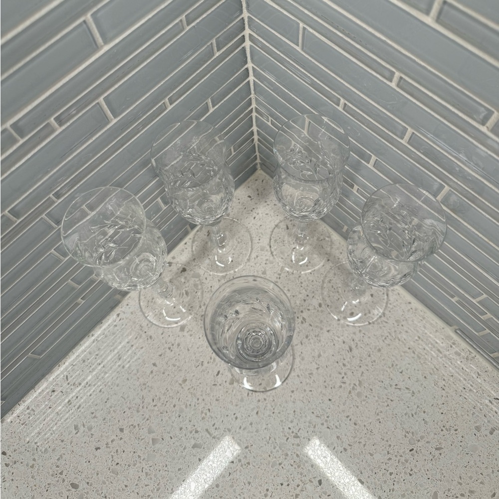 Mikasa Versailles Clear Crystal Stemmed Champagne Flutes Goblets Glass Set Of 5 - Picture 2 of 10